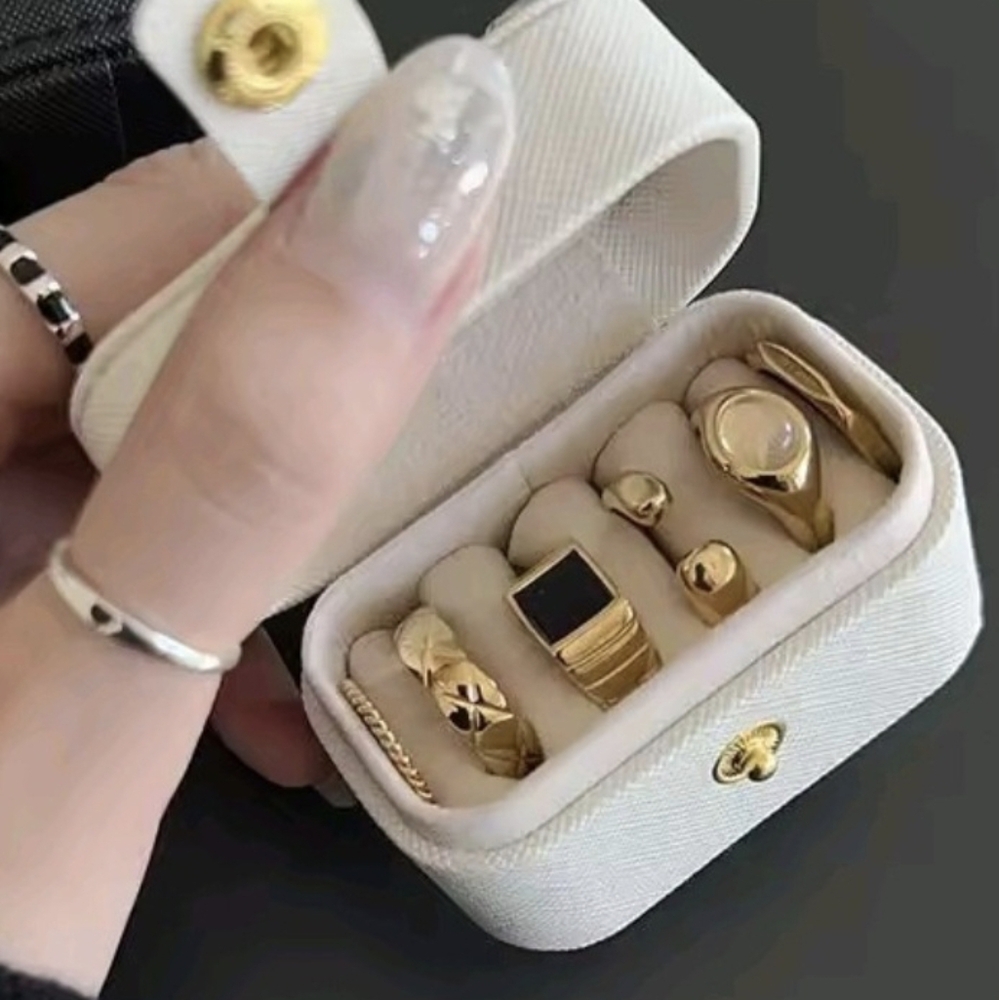 💕Elegant Pink Jewelry Travel Case